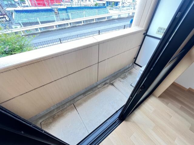 物件内観写真7　(ベランダ)