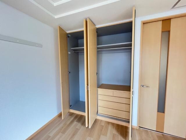 物件内観写真18　(クローゼット)