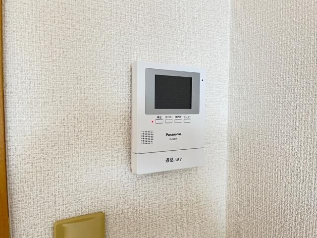 物件内観写真22　(カメラ付インターホン)