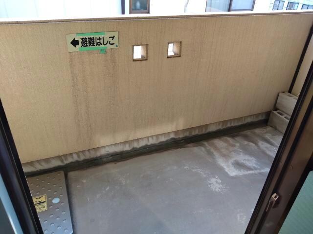 物件内観写真8　(室内写真は別部屋の写真です。)