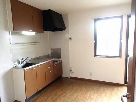 物件内観写真5　(室内写真は別部屋の写真です。)