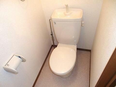 物件内観写真8　(室内写真は別部屋の写真です。)