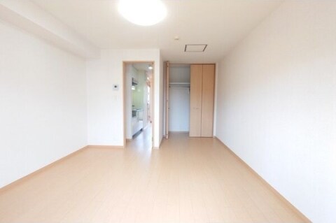 物件内観写真3　(室内写真は別部屋の写真です。)