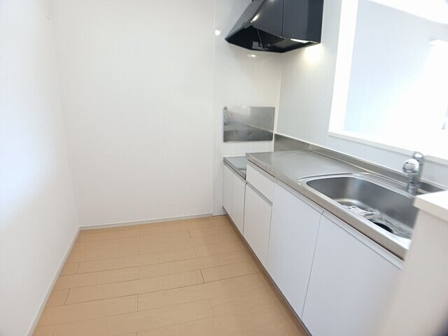 物件内観写真4　(キッチンでお料理をお楽しみください)