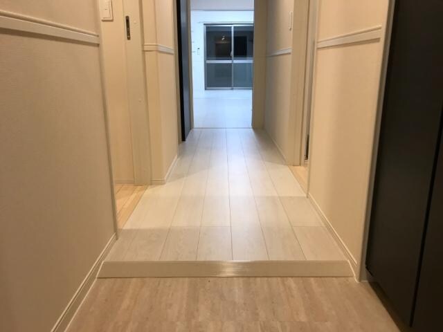 物件内観写真23　(玄関)