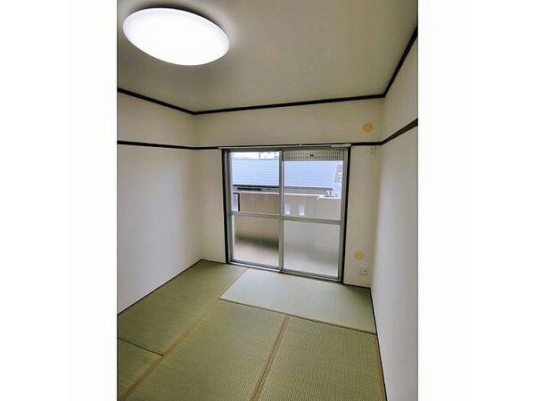 建物設備(室内写真は別部屋の写真です。)