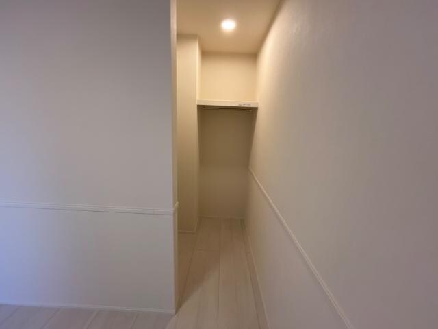 物件内観写真15　(ウォークインクローゼット)
