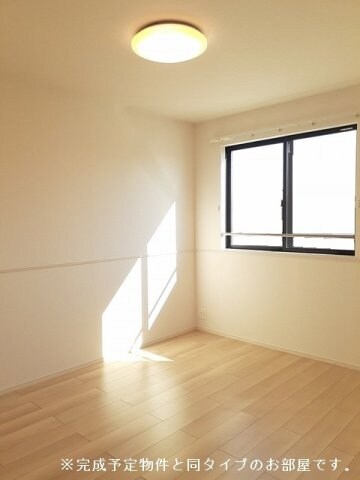 物件内観写真8　(内装です)