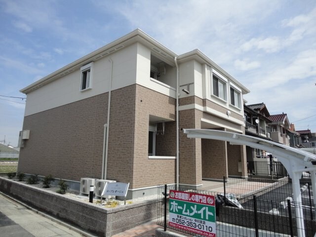 物件外観写真3　(外観写真（昼）)