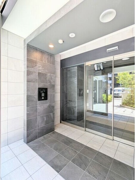 物件内観写真6　(オートロック)