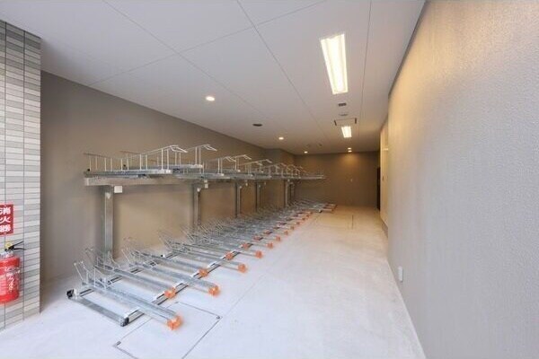 物件内観写真9　(駐輪場)