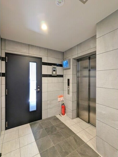 物件内観写真10　(エレベーター)