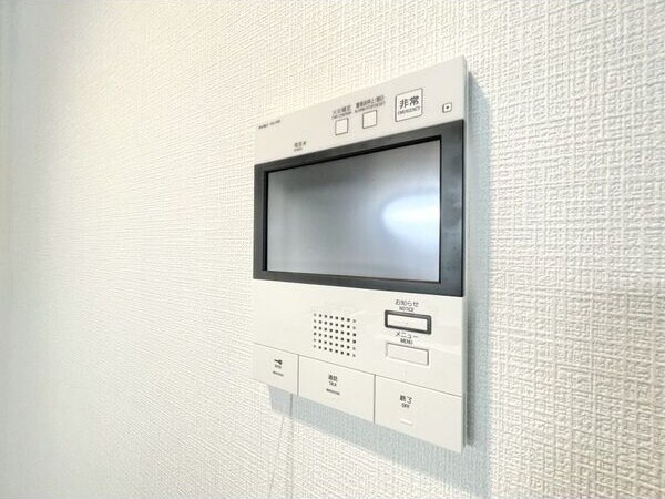 物件内観写真19　(モニター付きインターホン)