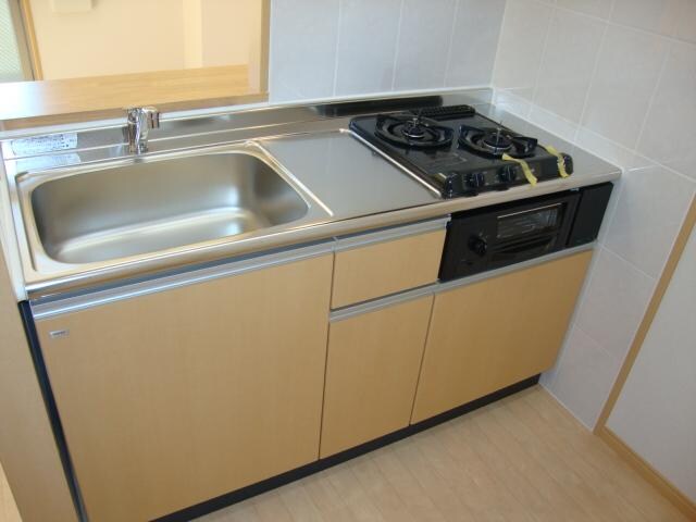 物件内観写真6　(システムキッチン)