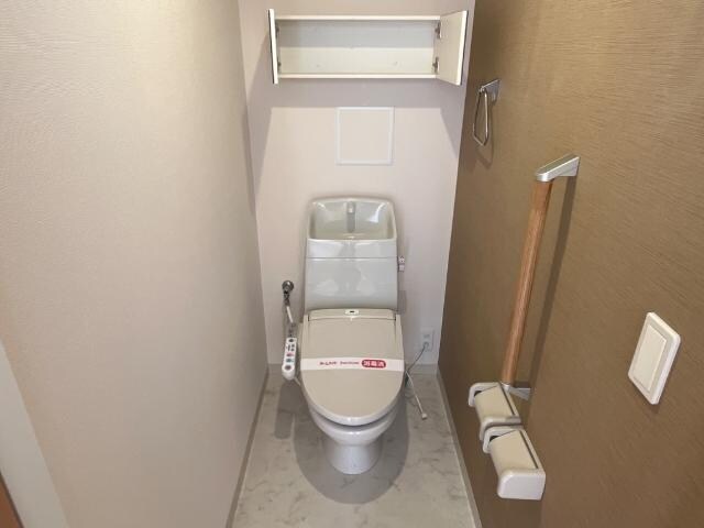物件内観写真11　(トイレ)