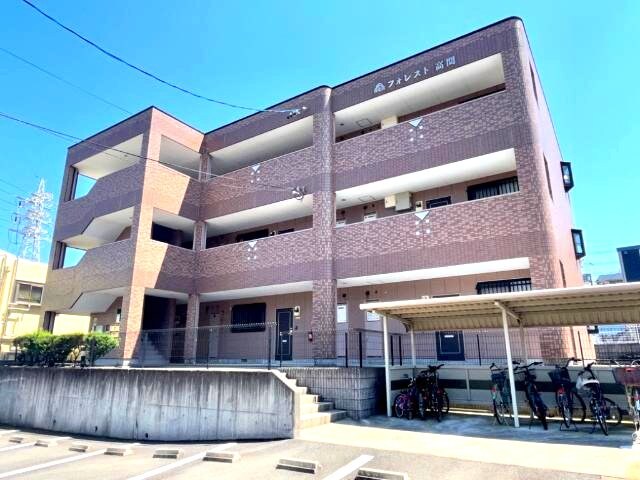 物件外観写真1　(外観写真（昼）)