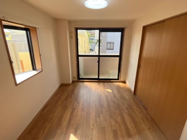 物件内観写真7　(洋室)