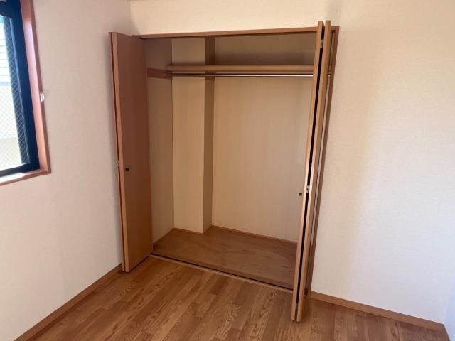 物件内観写真18　(クローゼット)