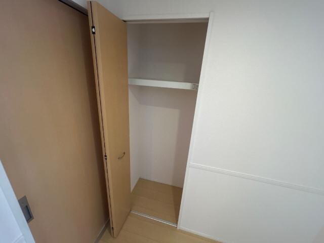 物件内観写真13　(クローゼット)