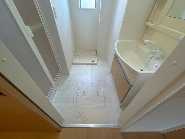 物件内観写真19　(脱衣所)