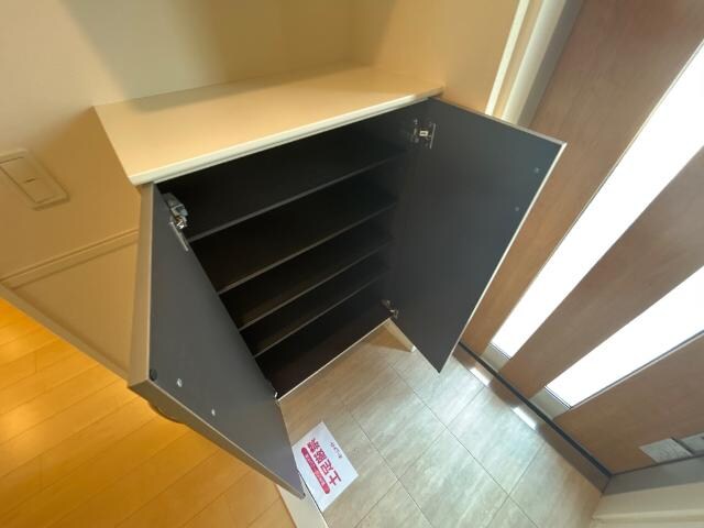 物件内観写真22　(下駄箱)