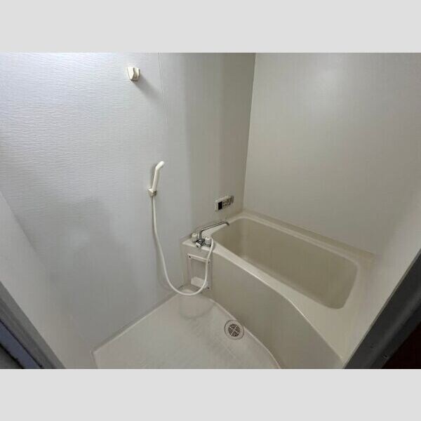 浴室(室内写真は別部屋の写真です。)