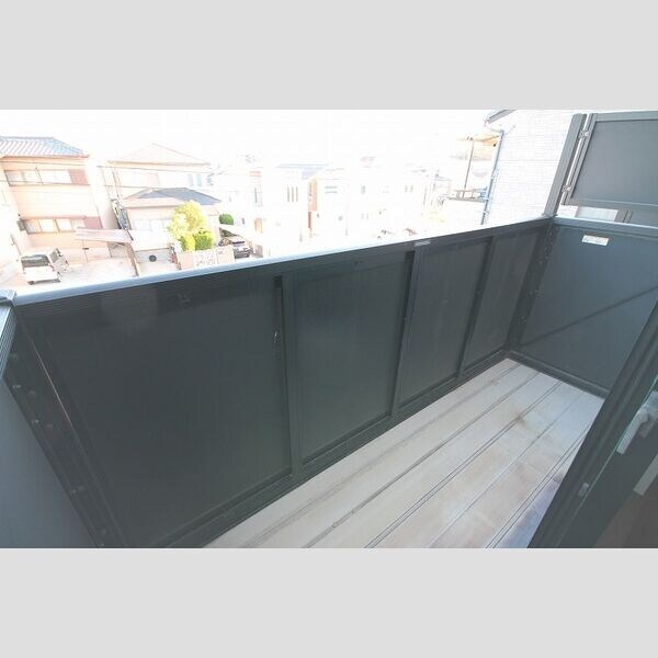 バルコニー(室内写真は別部屋の写真です。)