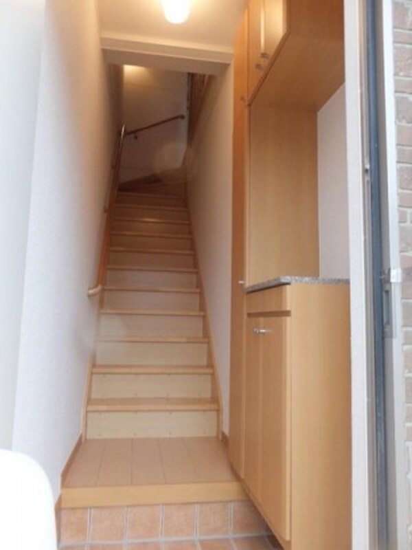 玄関(収納もある玄関です)