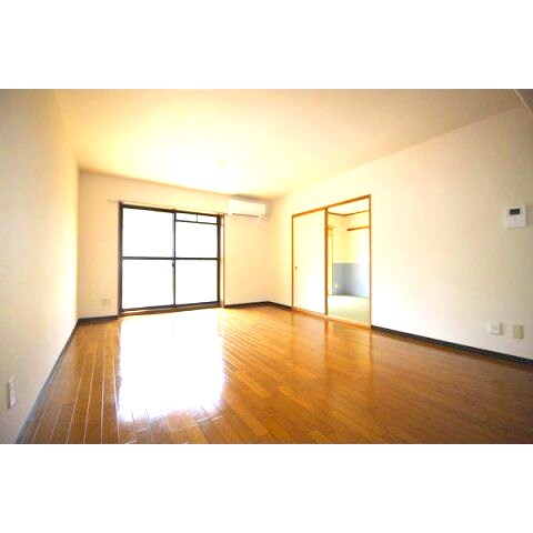 物件内観写真4　(室内写真は別部屋の写真です。)