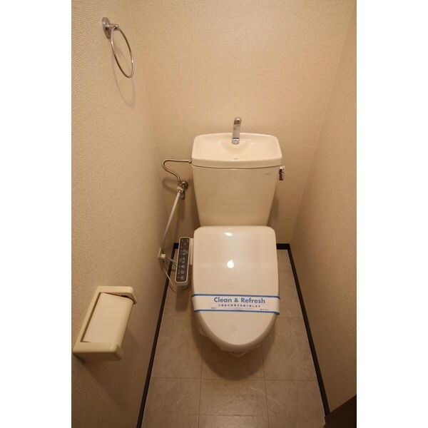 物件内観写真8　(室内写真は別部屋の写真です。)