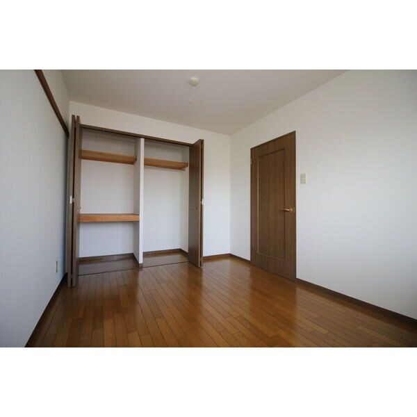 収納(室内写真は別部屋の写真です。)