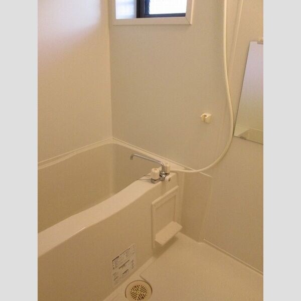 浴室(※写真は同じマンションの違う部屋のものになります。)