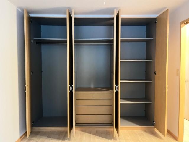 物件内観写真19　(北洋室クローゼット)