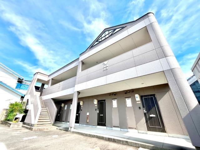 物件外観写真1　(外観写真（昼）)