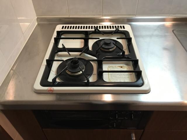 物件内観写真8　(ビルトインコンロ)