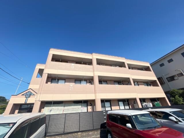 物件外観写真3　(外観写真（昼）)