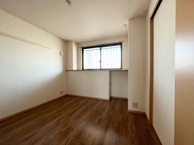 物件内観写真7　(洋室)