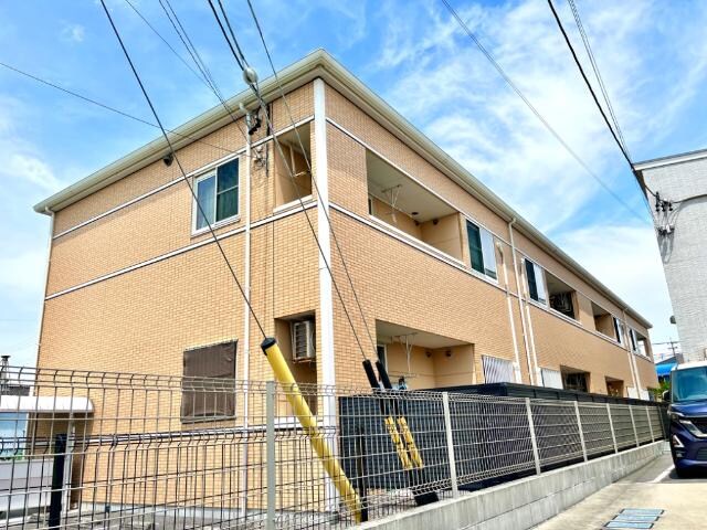 物件外観写真2　(外観写真（昼）)