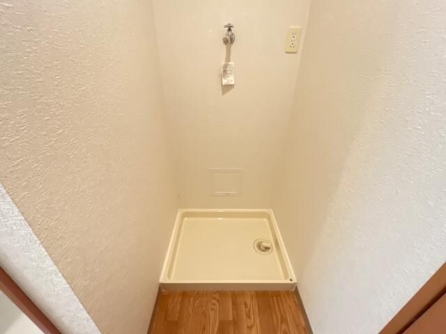 物件内観写真19　(洗濯機置場)