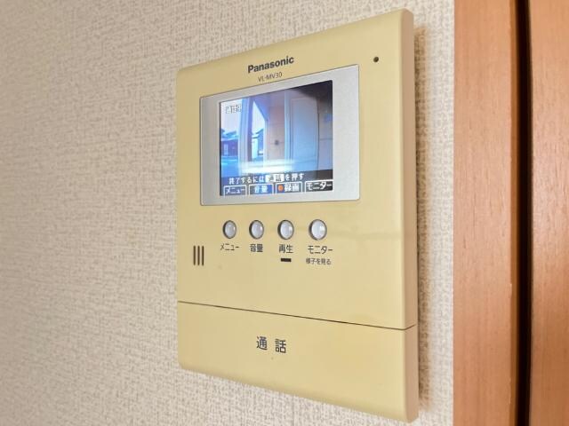 物件内観写真21　(カメラ付インターホン)