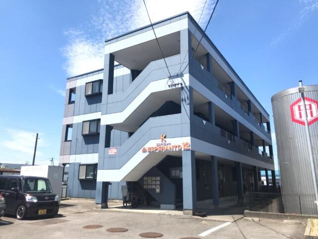 物件外観写真2　(外観写真（昼）)