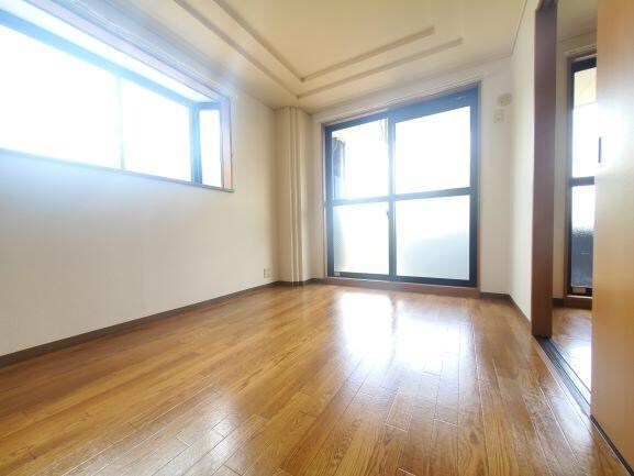 物件内観写真18　(室内)