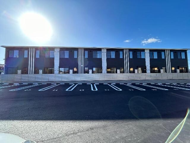 物件外観写真2　(外観写真（昼）)