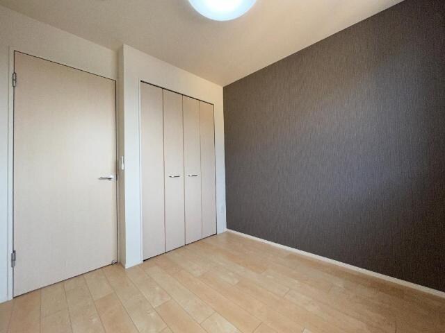 物件内観写真5　(洋室)