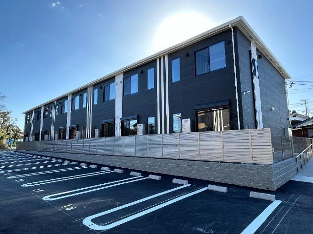 物件外観写真3　(外観写真（昼）)