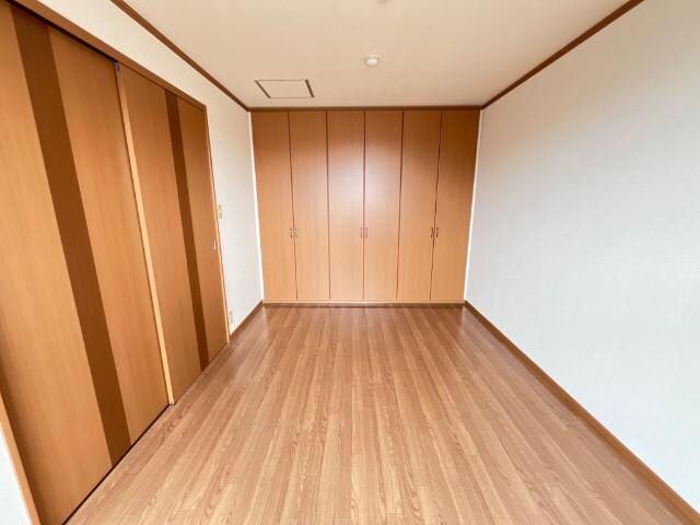 物件内観写真5　(洋室)