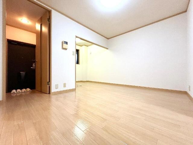 物件内観写真15　(リビング)