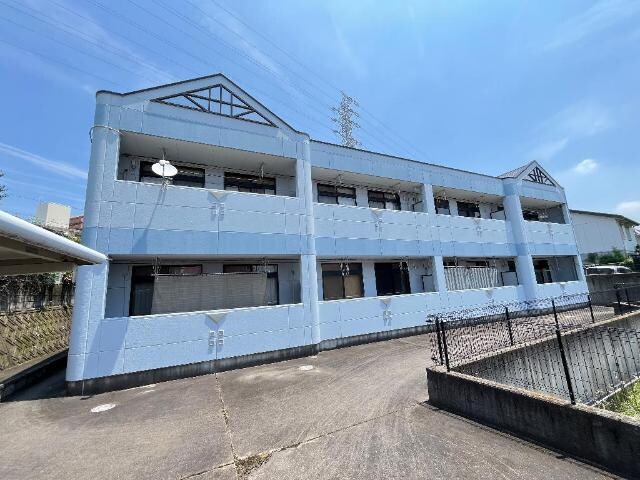 物件外観写真1　(外観写真（昼）)