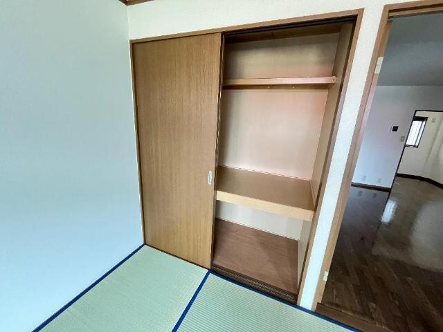 物件内観写真10　(収納)