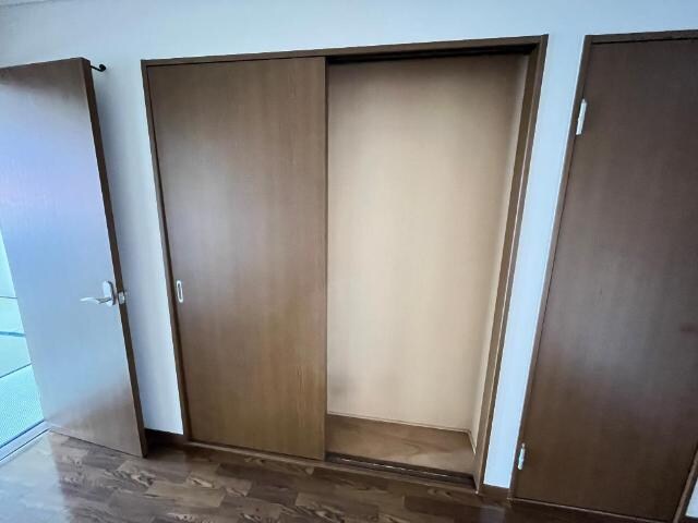 物件内観写真15　(収納)